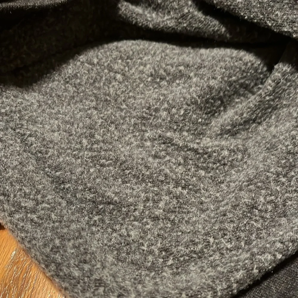 Def Leppard XL Sweatshirt - Picture 16 of 16